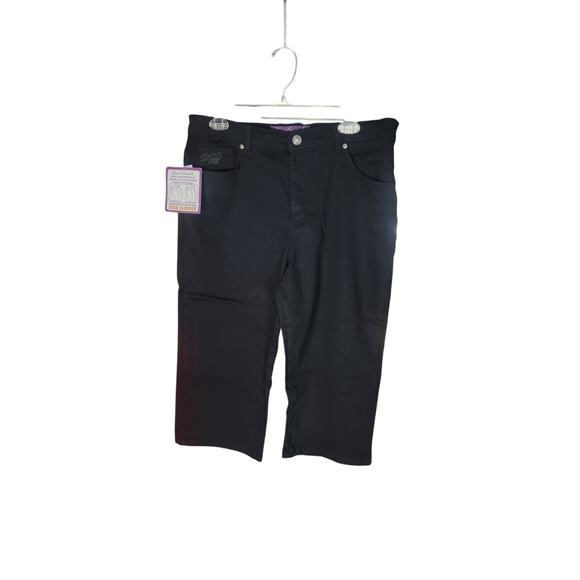 Gloria Vanderbilt Amanda Capris NWT size 14 petite - Picture 1 of 5